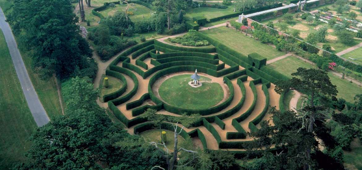 Somerleyton Hall & Gardens - Maze