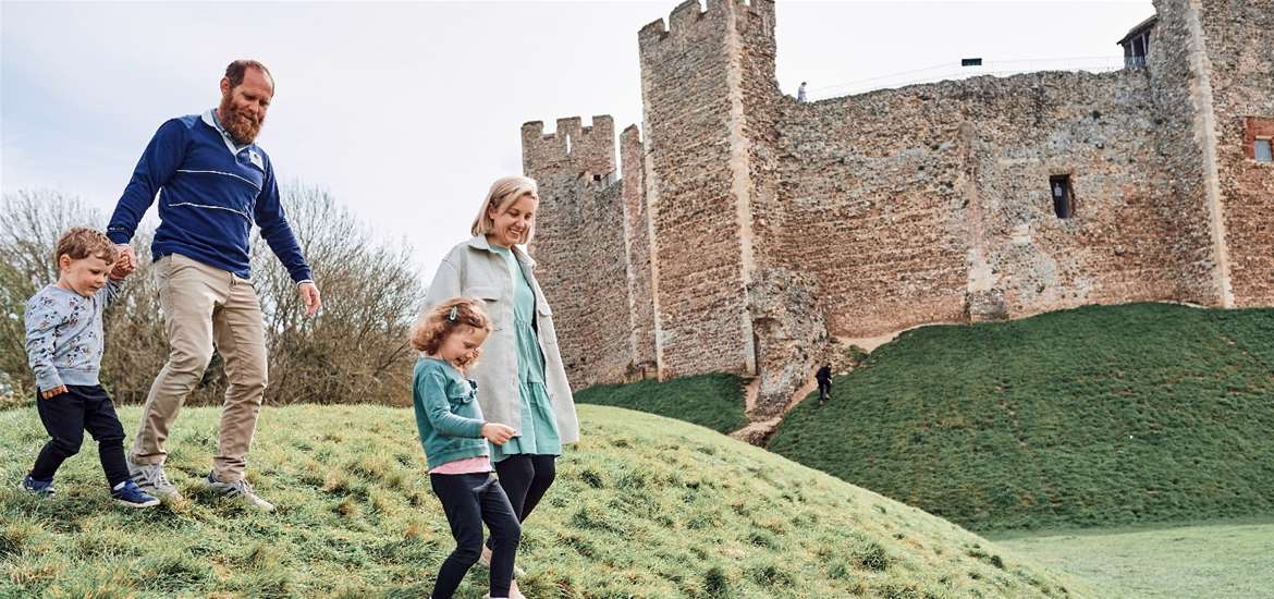 Framlingham Castle - family walking